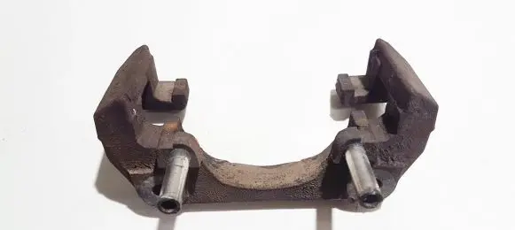 BMW 5 E60 E61 Front brake caliper 709