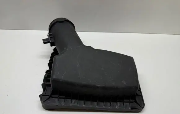 Ford Mustang VI Air filter box cover FR3C9643 V3ZXA