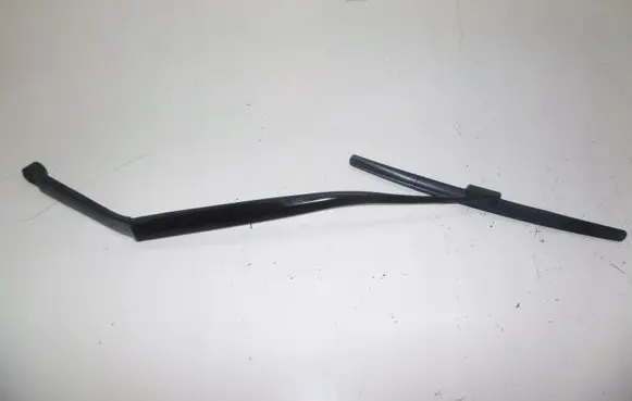 Infiniti QX70 S51 Front wiper blade arm