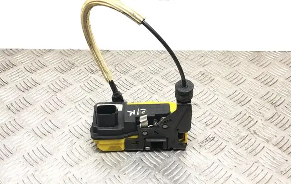 Volvo V70 Front door lock PPGF30