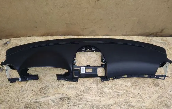 Mercedes-Benz E AMG W211 Dashboard