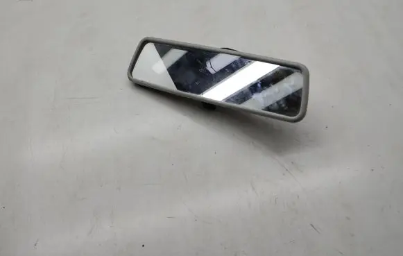 Volkswagen Tiguan Rear view mirror (interior)