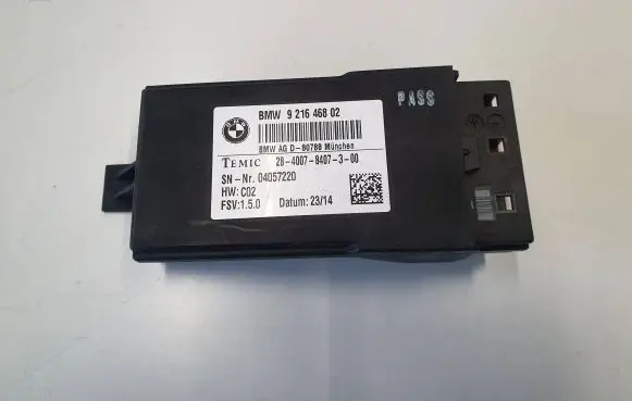 BMW 4 F32 F33 Seat heating relay 9216468 04057220 2840078407300