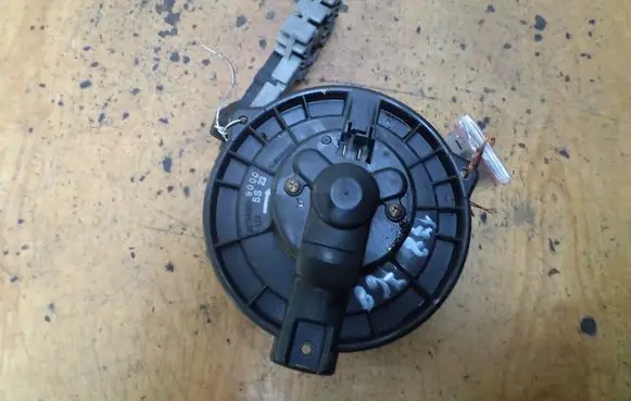 Toyota Avalon XX10 Heater fan/blower