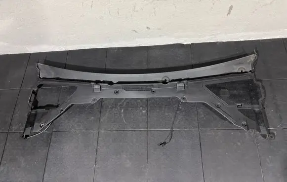 Jaguar XE Wiper trim GX734105B GX734105BL GX734105D