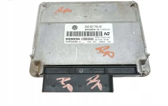 Volkswagen Touareg I Gearbox control unit/module 0AD927755AK