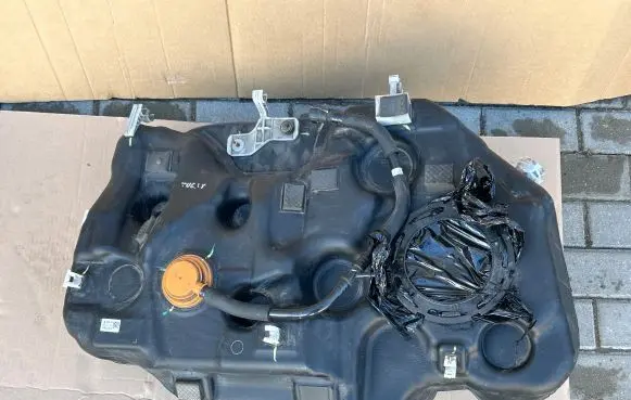 Hyundai Tucson IV NX4 Fuel tank 31161-CZ800 31100CZ800 210623B00084
