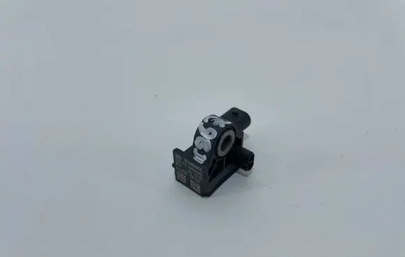 Audi Q3 8U Airbag deployment crash/impact sensor 25145925177 5Q0959651B