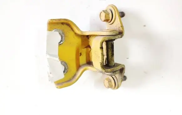 Chevrolet Aveo Rear door lower hinge