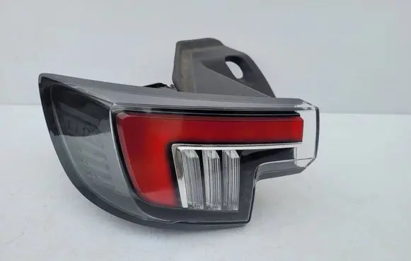 Opel Mokka B Rear/tail lights 2SK01499401 9833721880