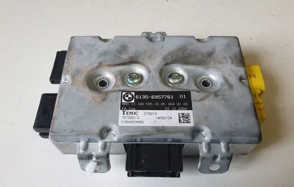 BMW 5 E60 E61 Door control unit/module 6957761 75789012 6135695776101