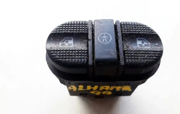 Seat Alhambra (Mk1) Electric window control switch 7M0959855B D3L0A