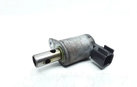 Volvo XC90 Camshaft vanos timing valve 6G9N6D255AG