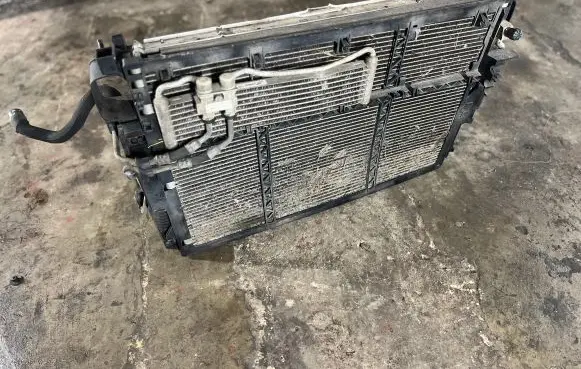 Mercedes-Benz S W221 Radiator set A2215003103
