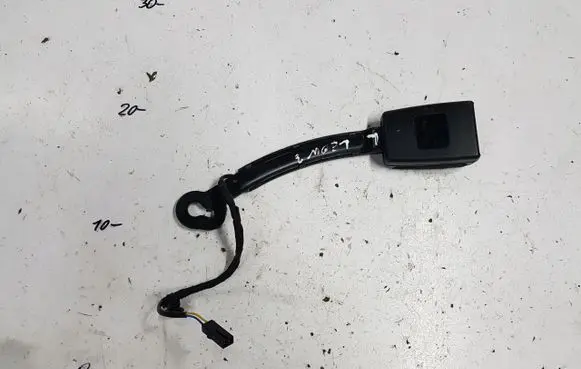 Seat Leon (5F) Front seatbelt buckle 5F0857755