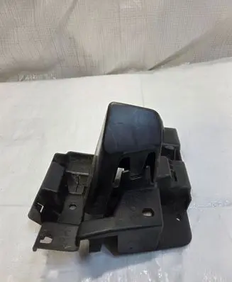 Opel Combo E Rear bumper mounting bracket 9816808080