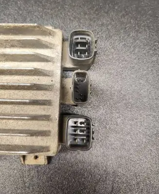 Toyota Auris 150 Fuel injection control unit/module 8987120070 1310020371