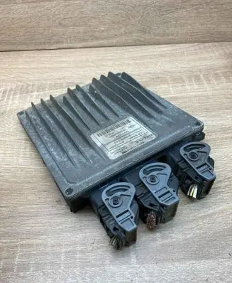 Renault Clio II Engine control unit/module ECU 8200212348 80469367 WithPlug
