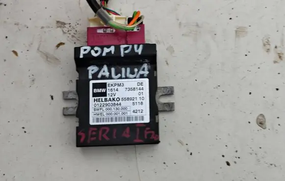 BMW 1 F20 F21 Fuel injection pump control unit/module 55892110A