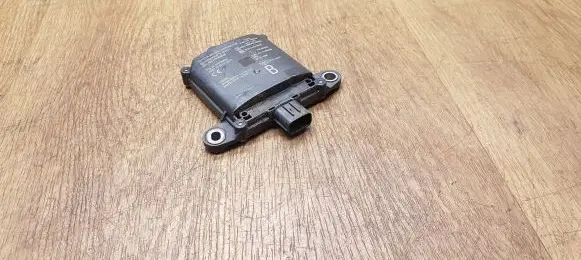 Lexus RX 450H Blind spot module 8816248060