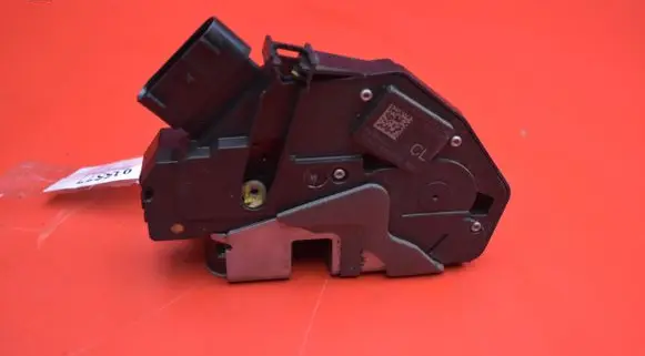 Ford Fiesta Front door lock 8A6A-A21812-BG