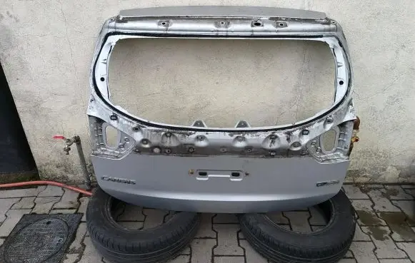 KIA Carens III Tailgate/trunk/boot lid