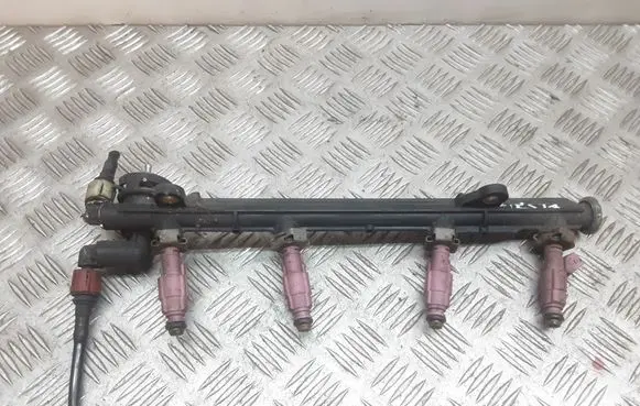 Ford Fiesta Fuel main line pipe 98BF9D280DA