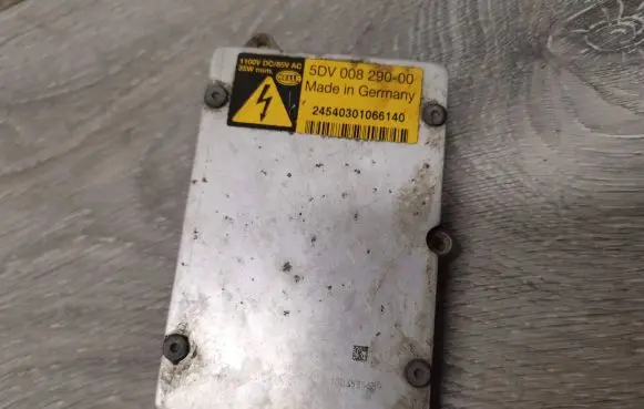 Audi A6 S6 C6 4F Headlight ballast module Xenon 5DV00829000 24540301066140