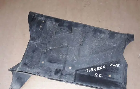 Hyundai Tiburon Engine splash shield/under tray 291302D100