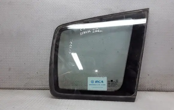 KIA Carens I Rear side window