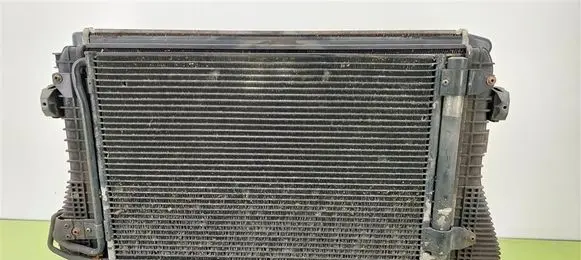 Volkswagen Golf V Radiator set 