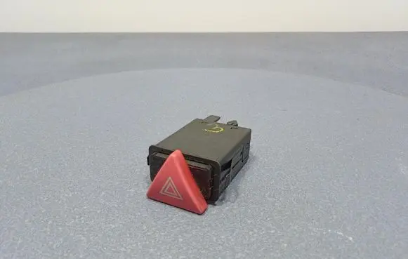 Audi A3 S3 8L Hazard light switch 8L0941509F