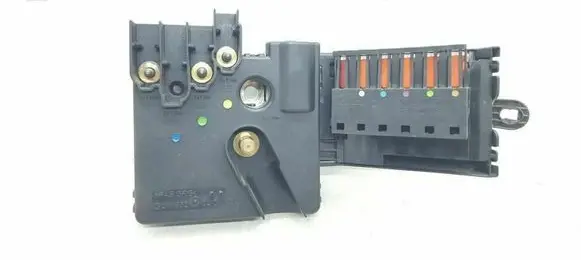 Mercedes-Benz E W211 Fuse module 2119820402