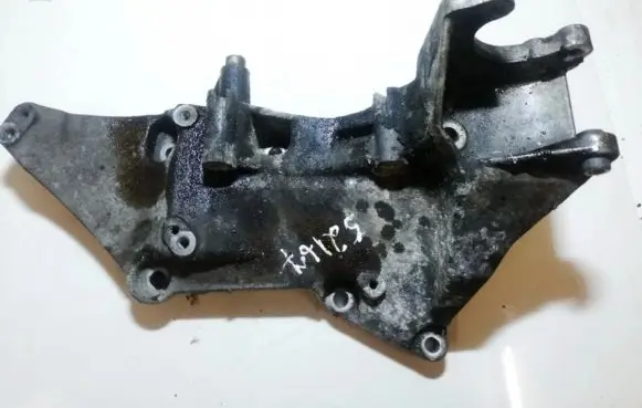 Renault Laguna II Engine mounting bracket 8200185234