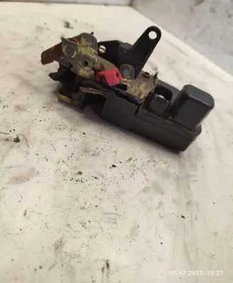 Chrysler 300 - 300C Rear door lock