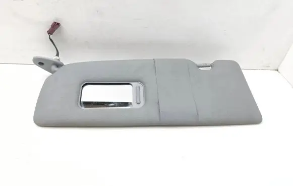 BMW 1 E81 E87 Sun visor 0472300 7120565