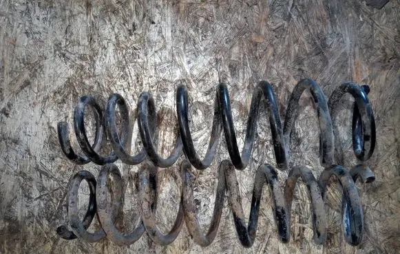 Alfa Romeo 159 Rear coil spring