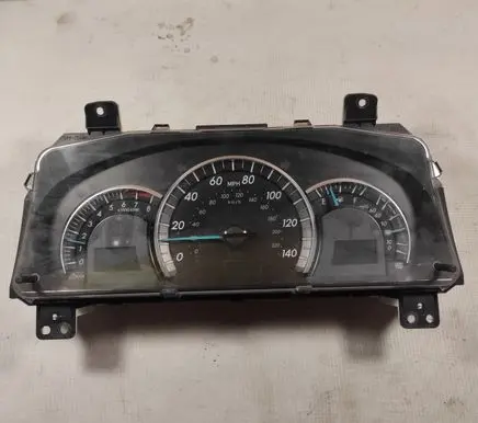 Toyota Camry Speedometer (instrument cluster) 838000X640