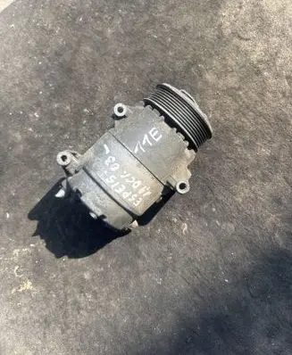 Renault Espace IV Air conditioning (A/C) compressor (pump) 8200067915 011139509 09093201723B