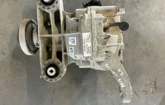 Dodge Challenger Rear differential 68282414AB 4460060759 T03UG19273