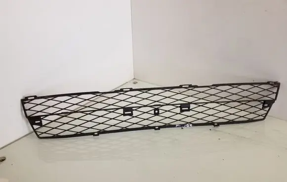 Toyota Corolla E120 E130 Front bumper lower grill