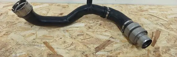 Maserati Ghibli Intercooler hose/pipe 670004878