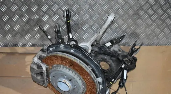 Mercedes-Benz C W206 Rear wheel hub