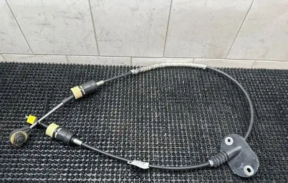 Volvo V60 Gear shift cable linkage 31256942