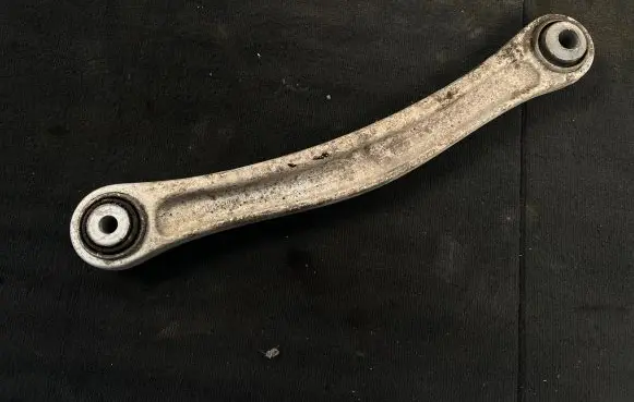 Porsche Cayenne (92A) Rear control arm 7L0505376A