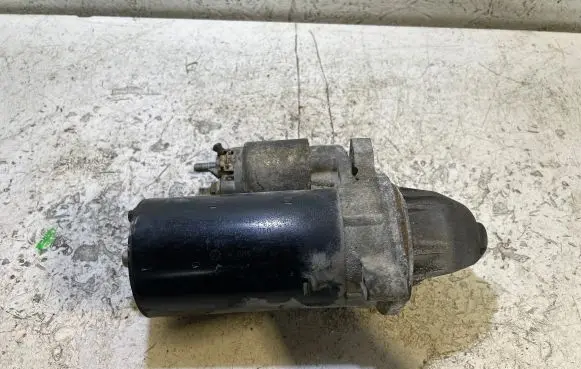 Mercedes-Benz E W211 Starter motor A0051516601 0001109250