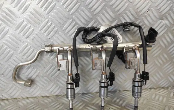 Fuel main line pipe