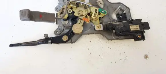 Chrysler Town & Country III Rear door lock