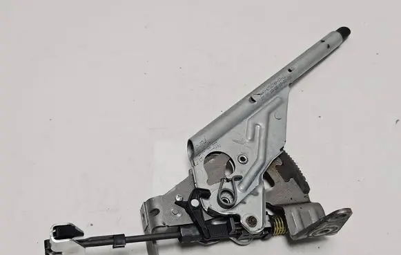 BMW 1 E82 E88 Handbrake/parking brake lever assembly 6782749