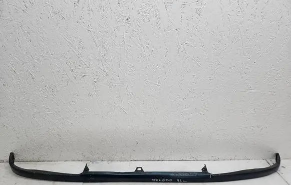 Seat Toledo I (1L) Front grill